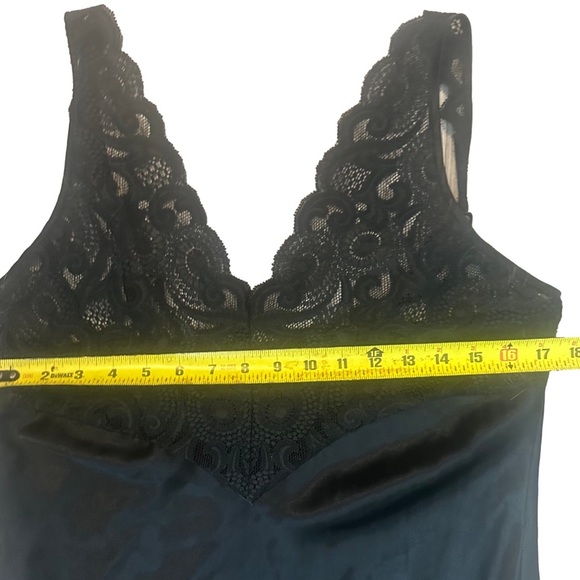 Vintage Victoria Secret Gold Label Sexy Black Silky Satin Slip Dress Lingerie Lg - Picture 4 of 8